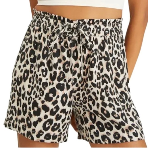 𝅺LUSH LINEN Rayon Blend Animal Print Shorts Size XL NEW - Picture 1 of 7
